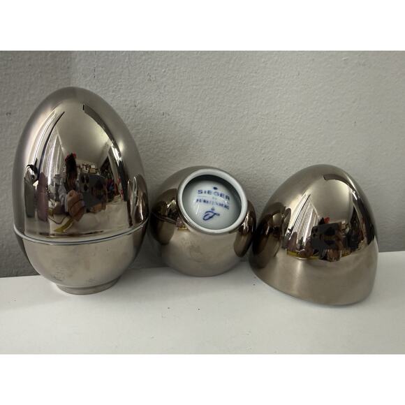 2X Sieger by Fürstenberg porcellain 